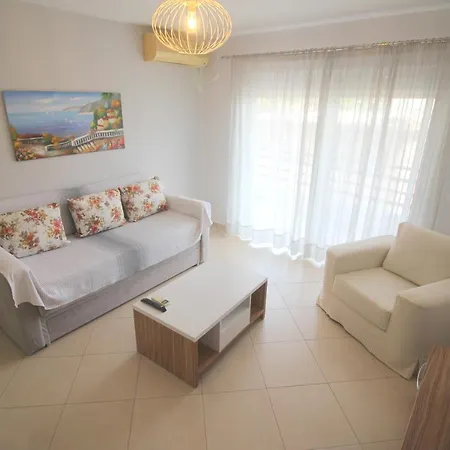 Kosta's Apartament *